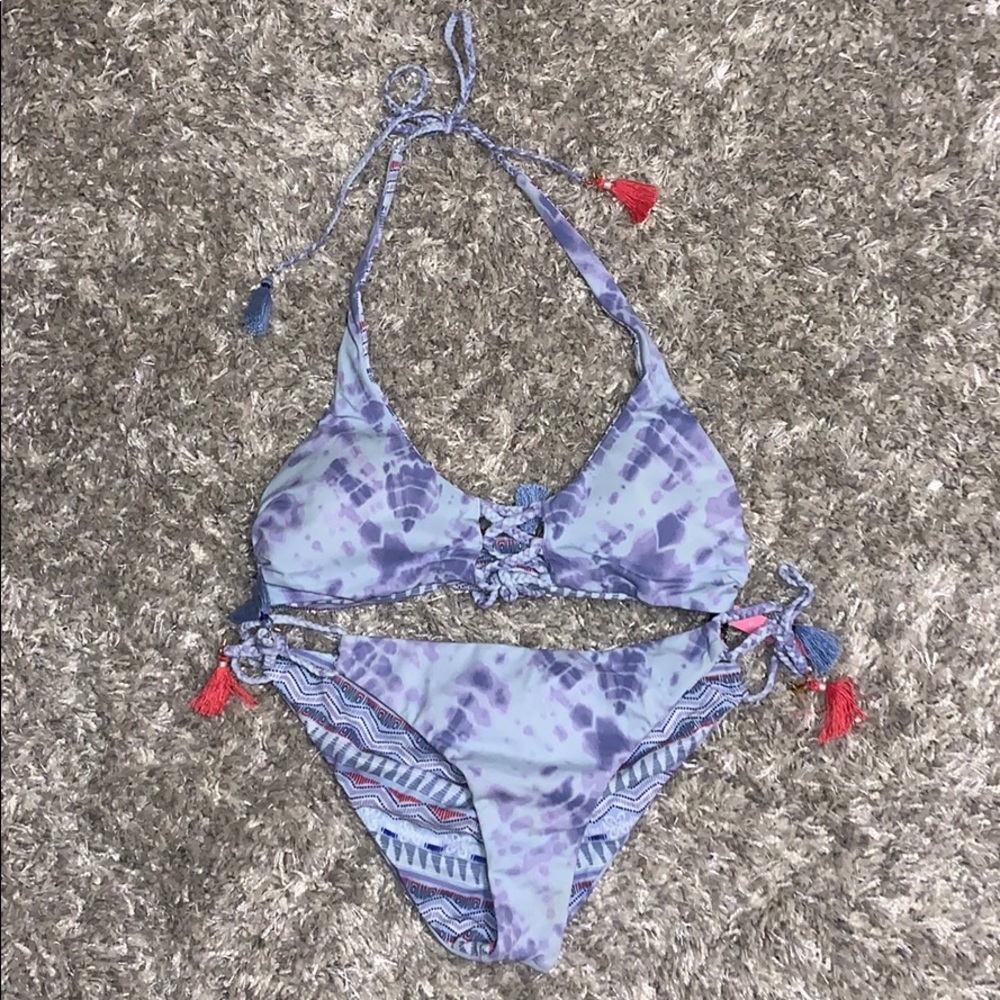 Reversible swim suit